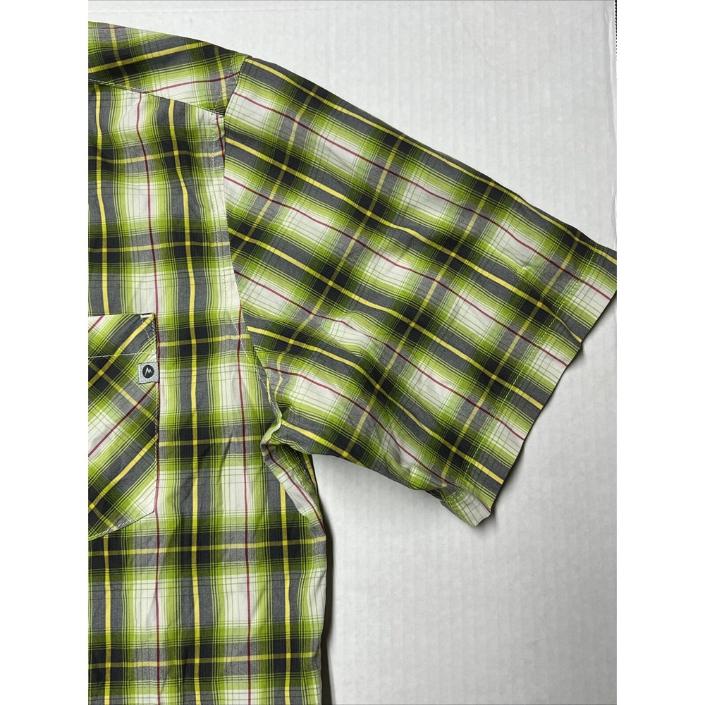 Marmot Short Sleeve Green Plaid Shirt Men's Medium **Small Stain** - Picture 4 of 16